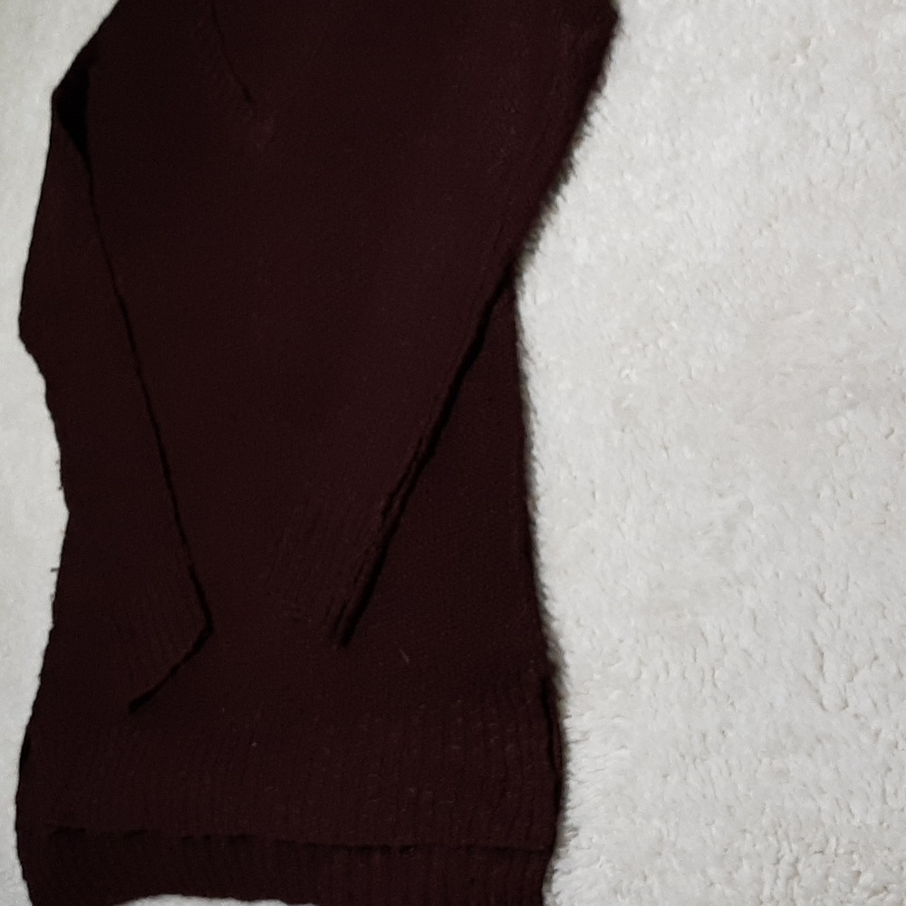 Charlotte Russe v neck sweater - Picture 3 of 5